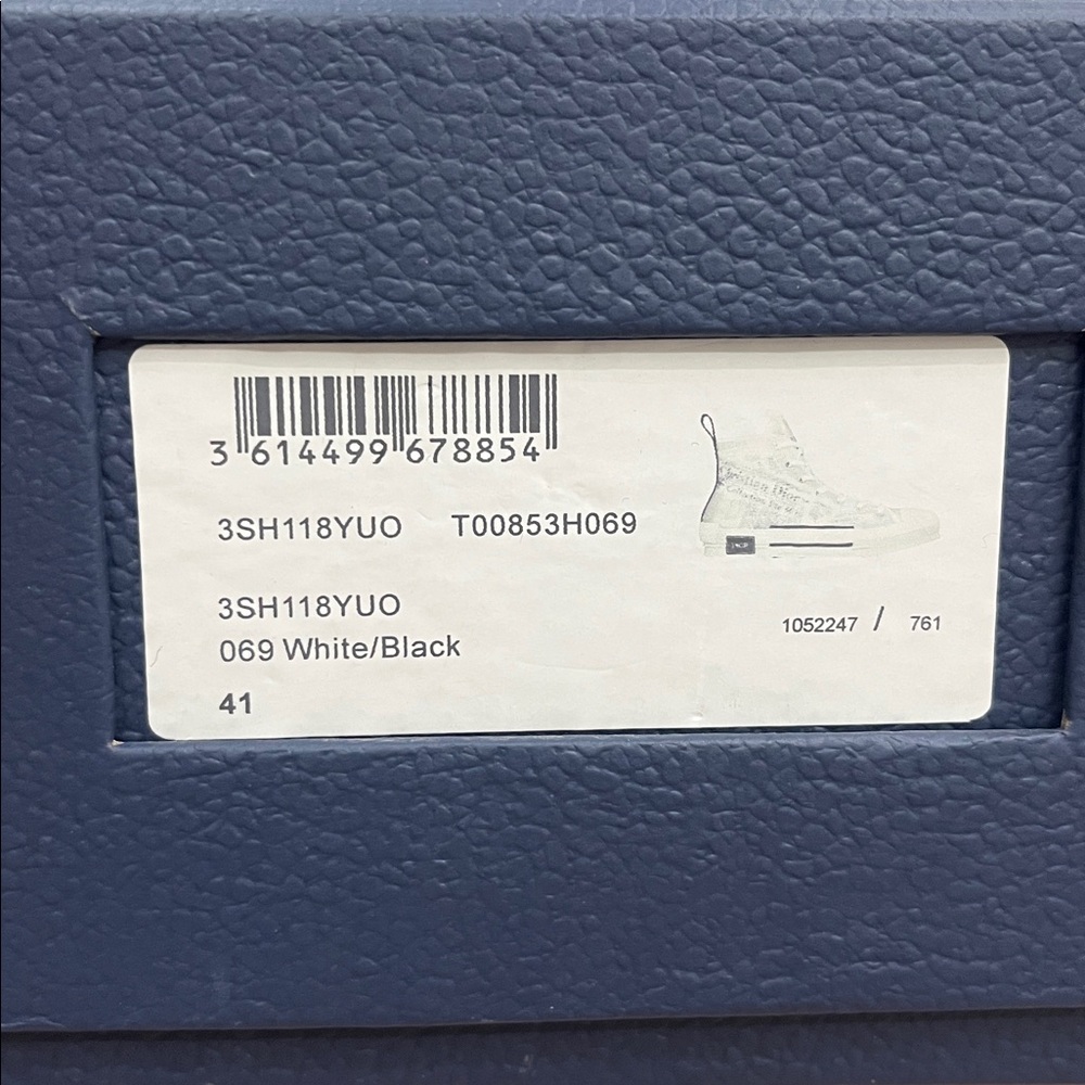 Dior Sneakers - Picture 13 of 13